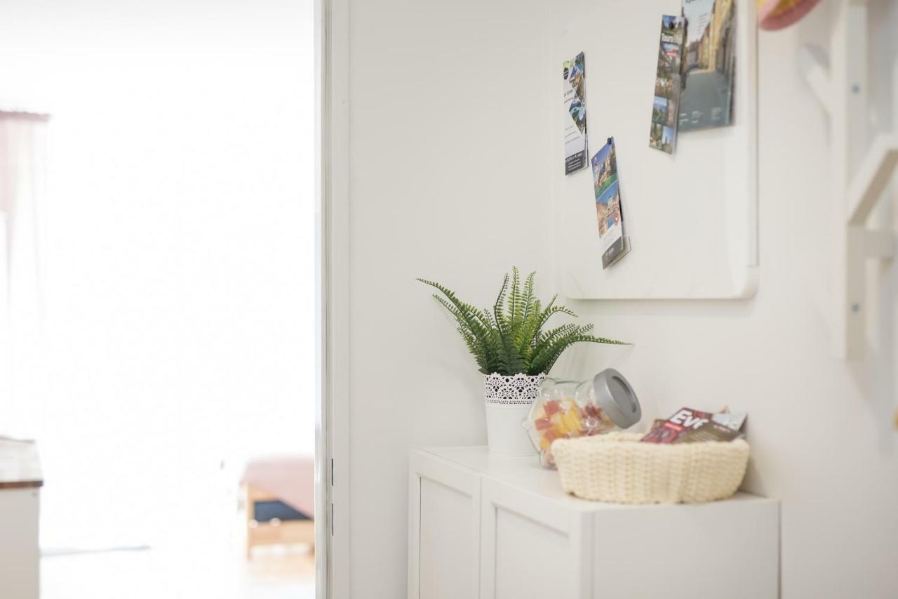 Family Apartment With Garden 류블랴나 외부 사진