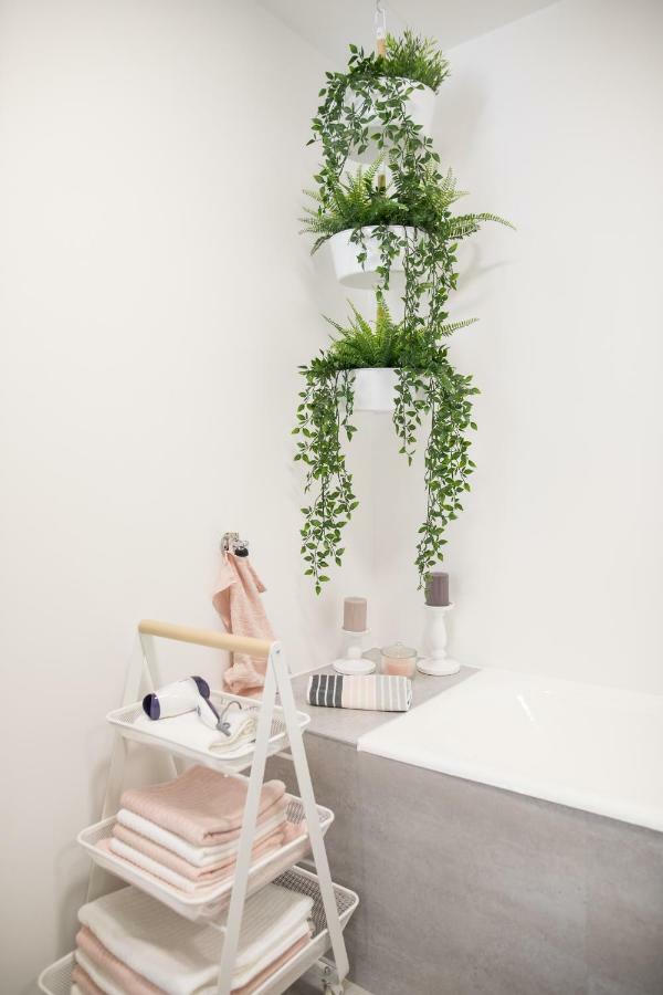 Family Apartment With Garden 류블랴나 외부 사진